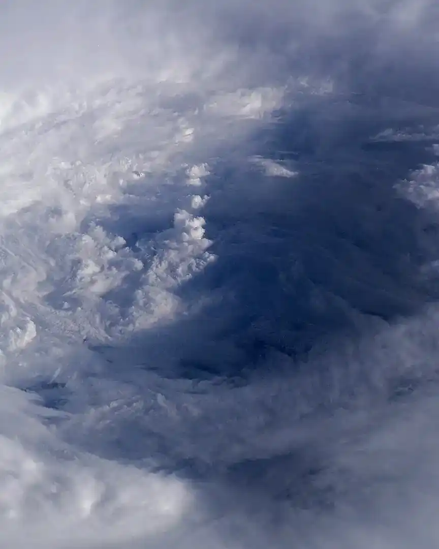Foto: Ojo del huracán Isabel · La Tierra