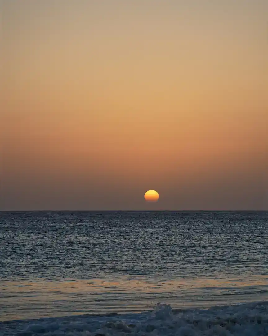 Foto: Atardecer sobre el océano Atlántico · Cabo Verde