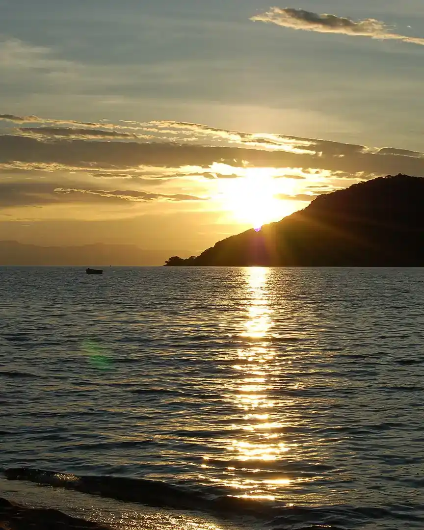 Foto: Atardecer en cabo Maclear · Malaui