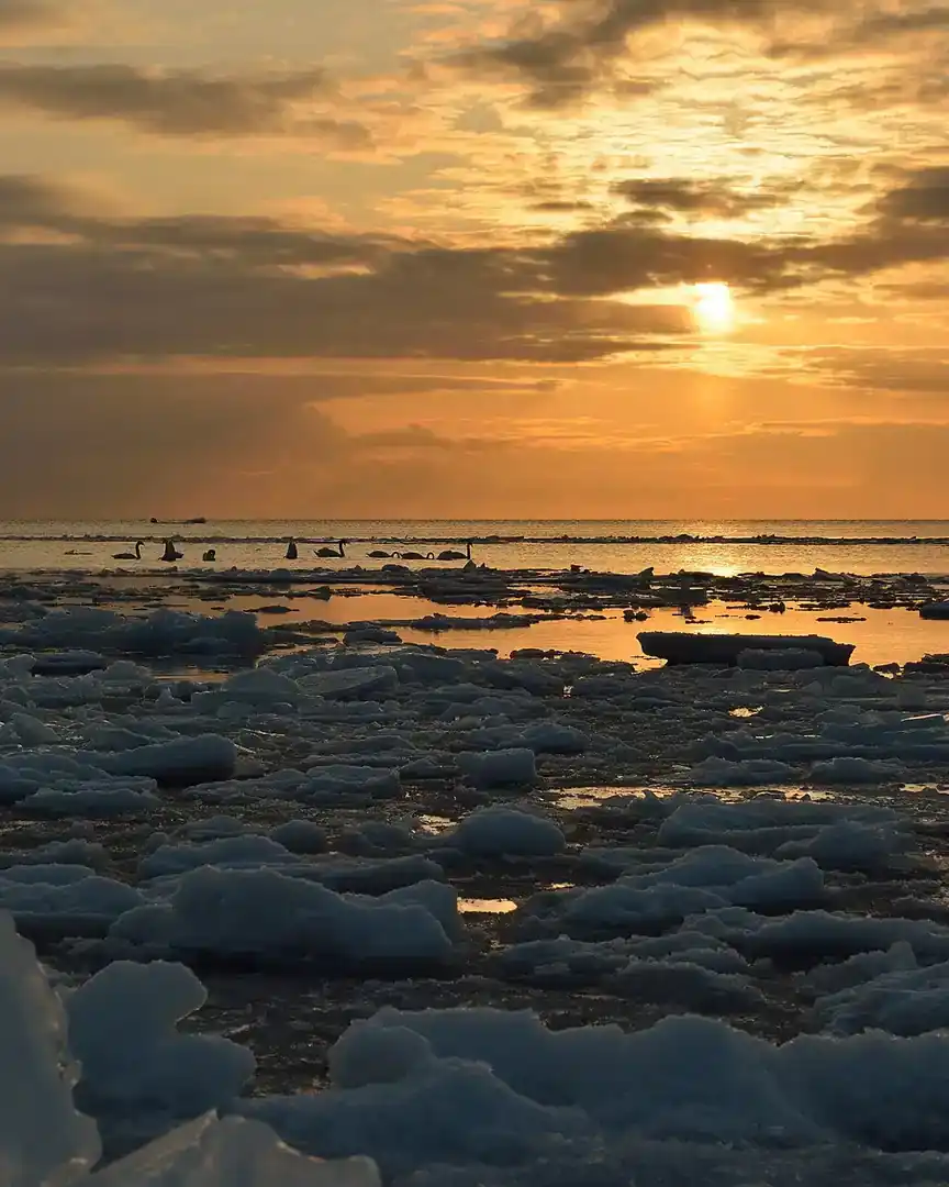 Foto: Atardecer en la bahía de Paldiski · Estonia