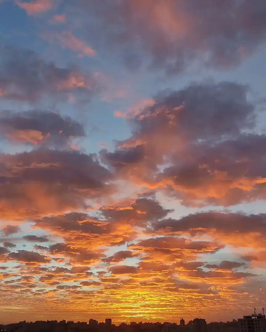 Foto: Atardecer en el cielo de Hebrón · Palestina
