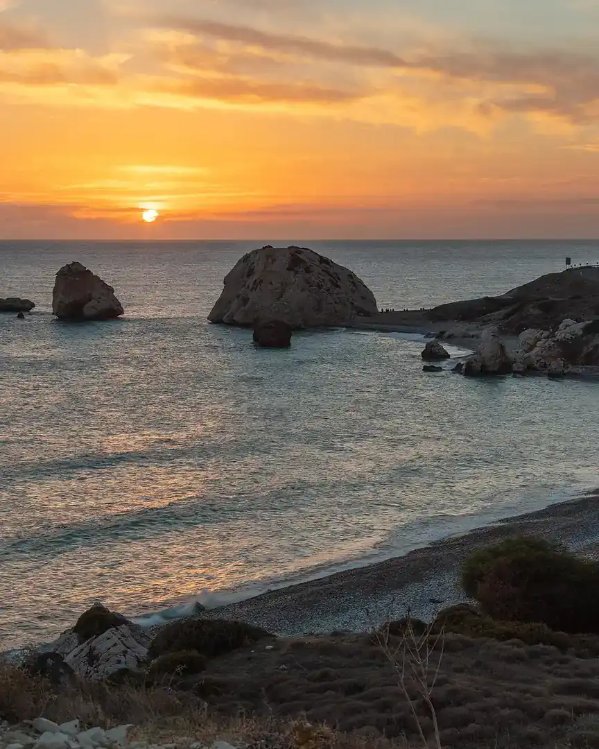 Foto: Atardecer en la Roca de Afrodita · Chipre