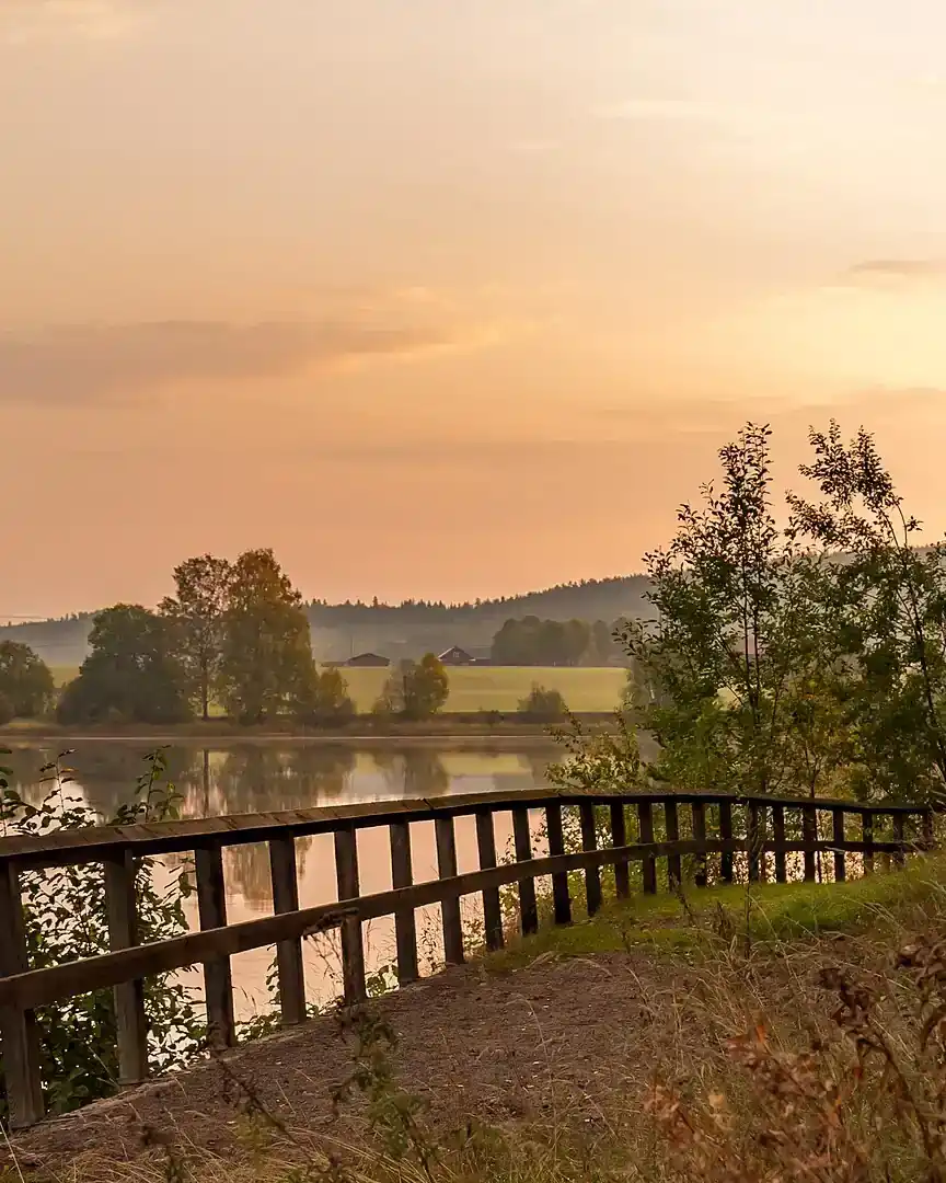 Foto: Amanecer en el río Dal · Suecia