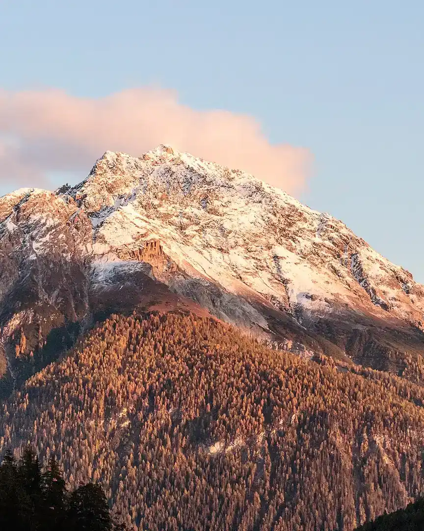 Foto: Atardecer en el Piz S-chalambert · Suiza