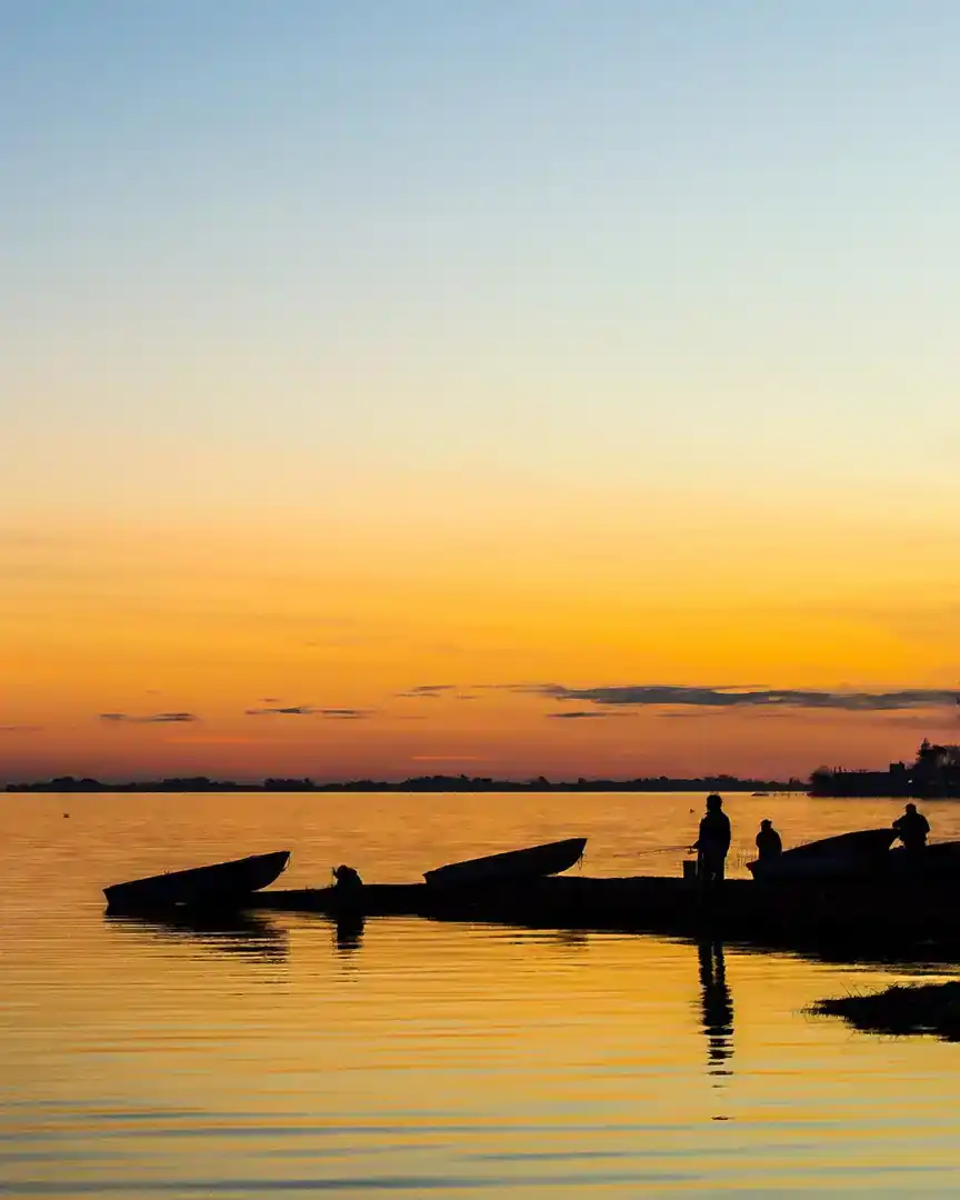 Foto: Atardecer sobre la laguna de Chascomús · Argentina