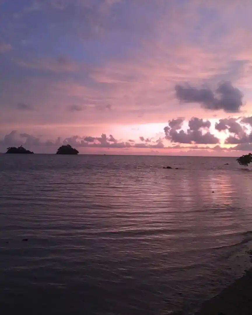 Foto: Amanecer desde la isla Taveuni · Fiyi