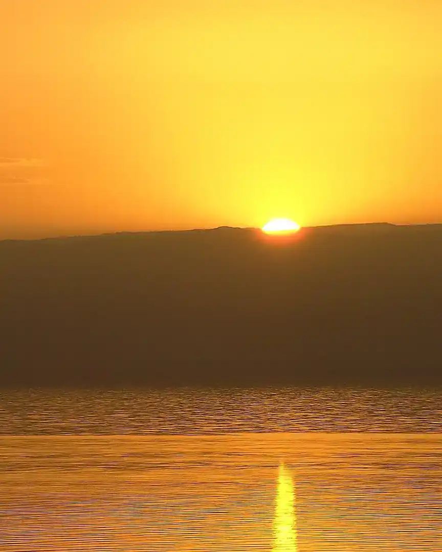 Foto: Amanecer sobre el mar Muerto · Jordania