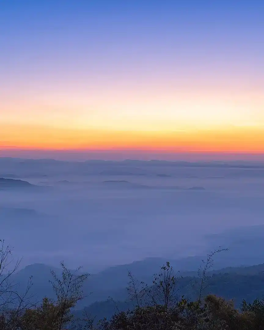 Foto: Amanecer en el parque nacional Si Nan · Tailandia