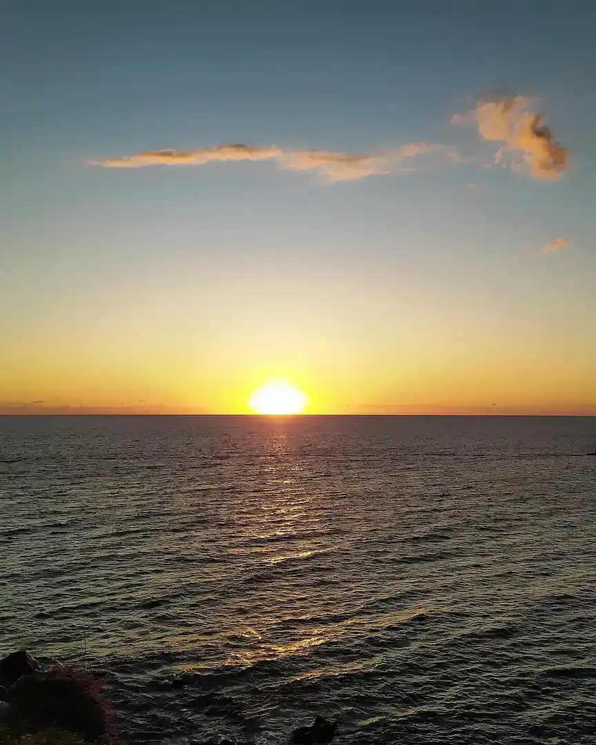 Foto: Atardecer sobre el canal de Mozambique · Comoras