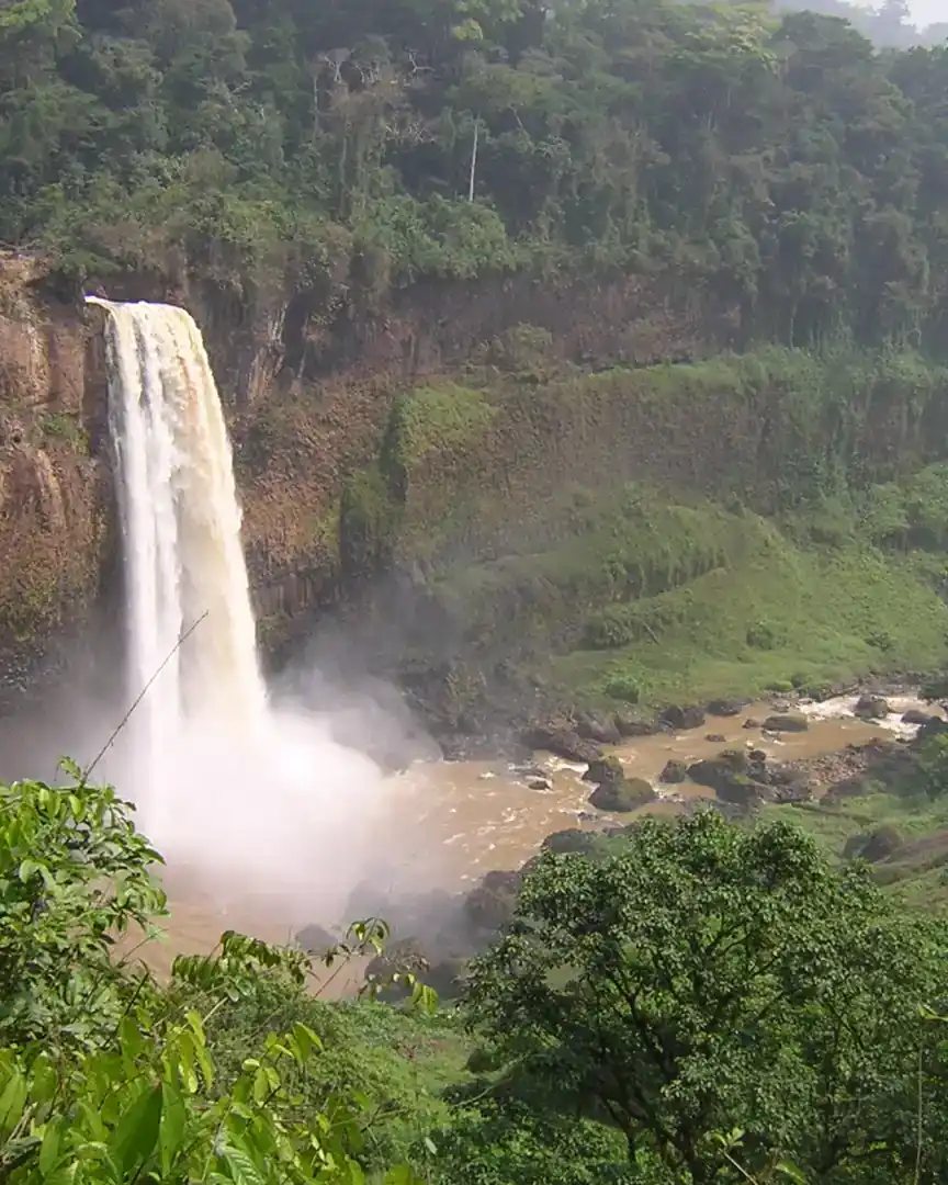 Foto: Cascadas de Ekom Nkam · Camerún