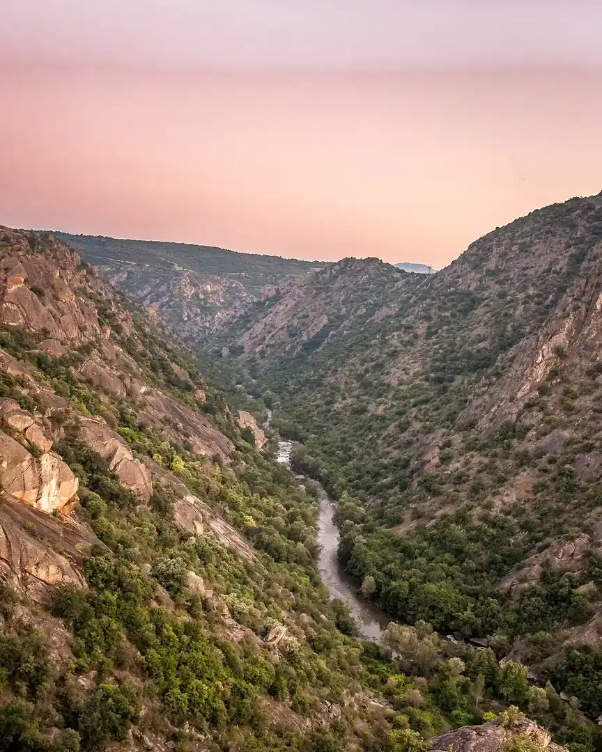 Foto: Garganta de Skochivir (río Crna) · Macedonia del Norte