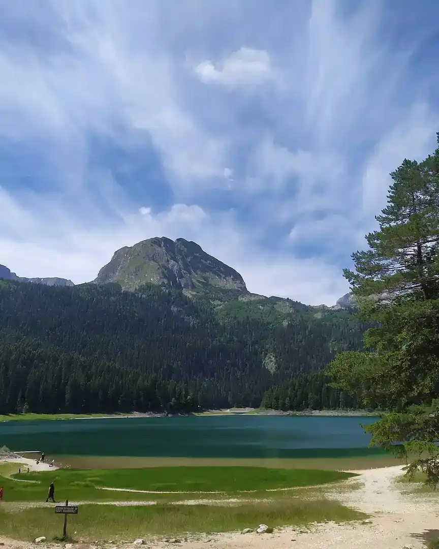 Foto: Lago Negro (Durmitor) · Montenegro