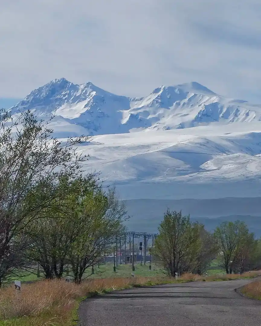 Photo : Aragats · Arménie