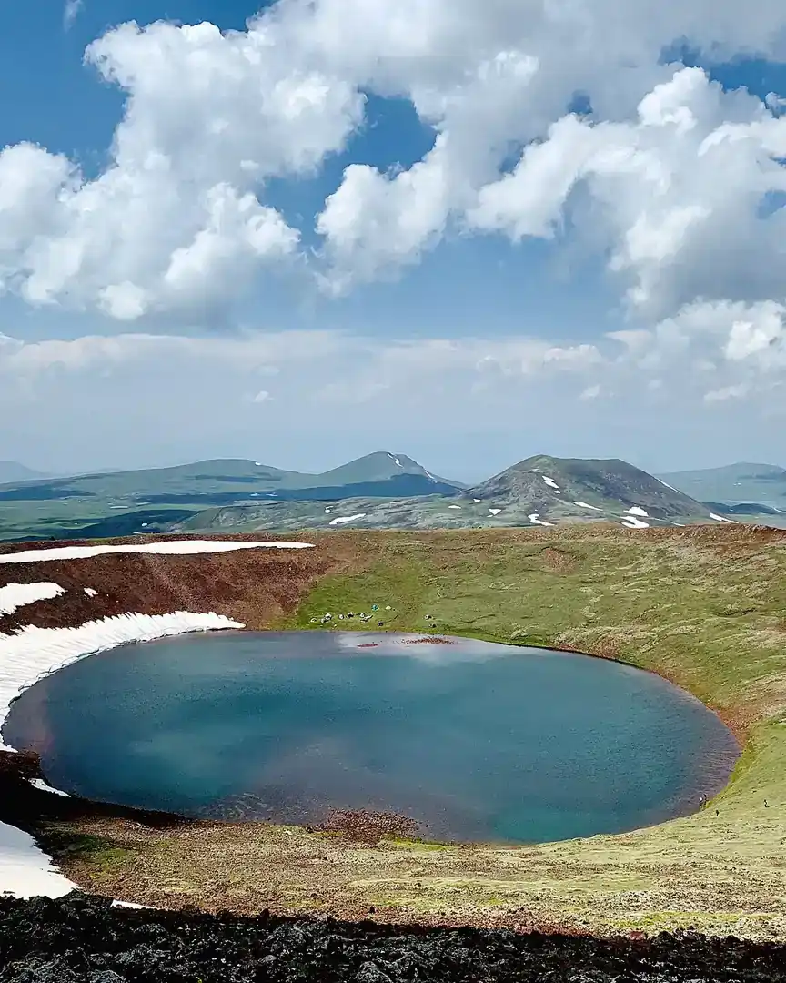 Foto: Azhdahak · Armenia