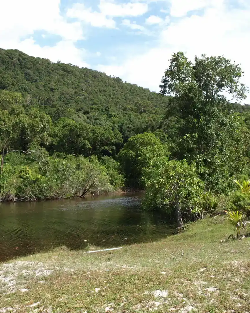 写真：コーロンサムレム島 · カンボジア