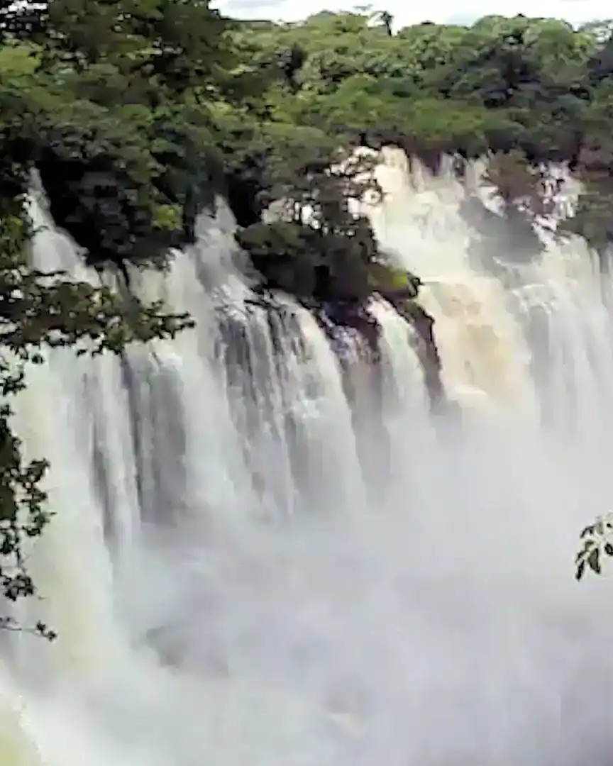 Foto: Cataratas de Kalandula · Angola