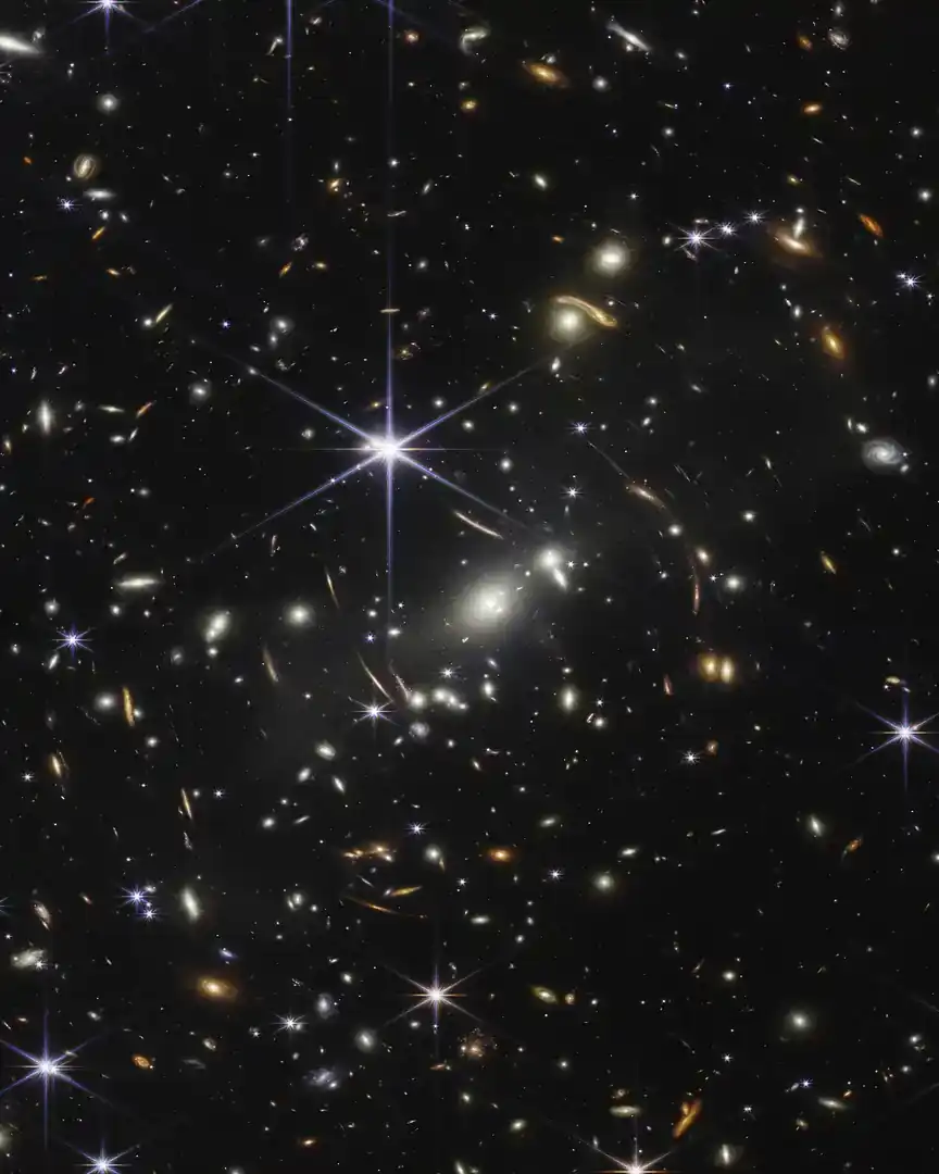 Foto: Primer campo profundo del telescopio Webb · El universo