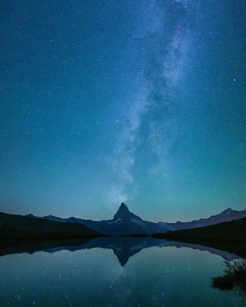 Foto: La Via Lattea sul Cervino · Universo