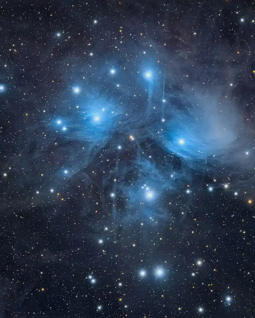 Foto: Le Pleiadi · Universo